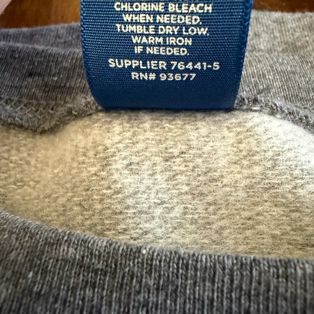 Arizona Jean Company Gray Sweatshirt - Picture 4 of 9